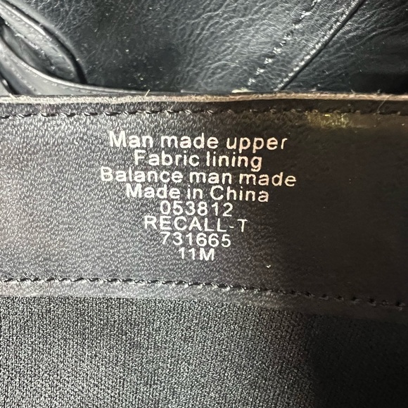 Fergalicious size 11 black boots - Picture 5 of 6